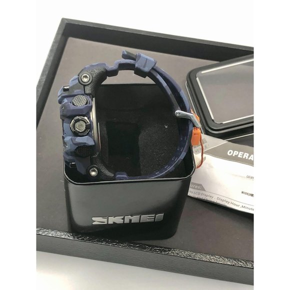 Gshock Style Military Watch by Skmei - Picture 4 of 5